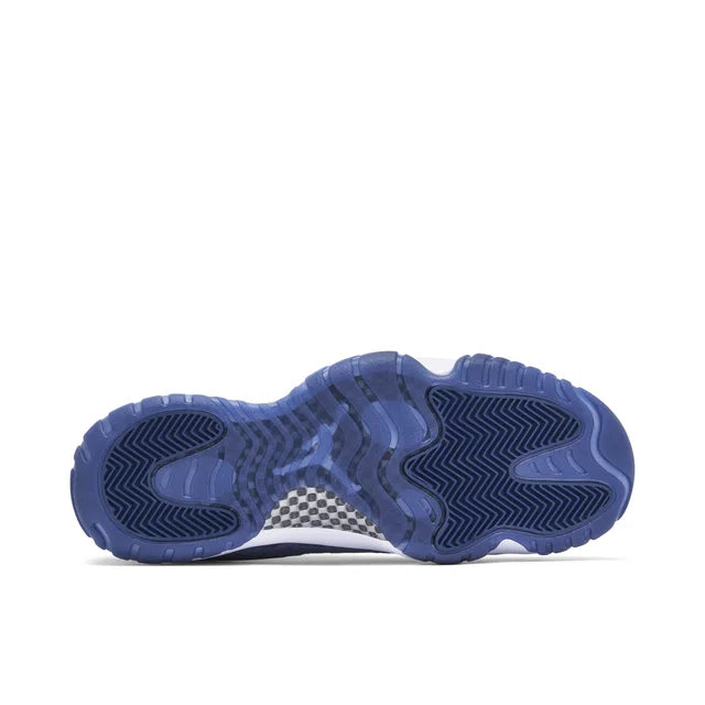 Nike Air Jordan 11 Velvet Blue - Air Jordan 11 sneaker rear heel and sole detail