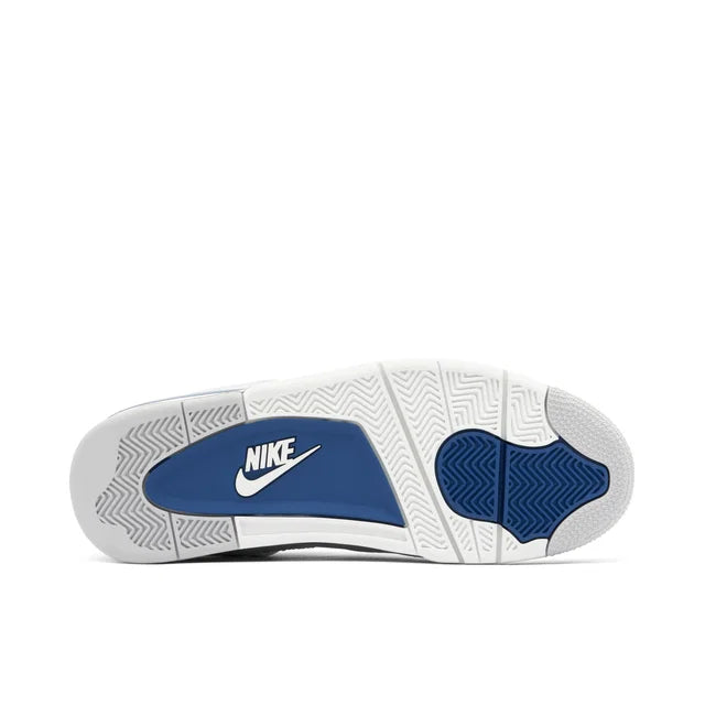 Nike Air Jordan 4 Military Blue - Air Jordan 4 sneaker rear heel and sole detail