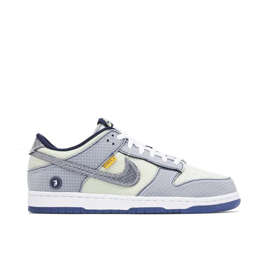 Nike Dunk low Union LA Pistachio - Nike Dunk Low sneaker side profile view on white background