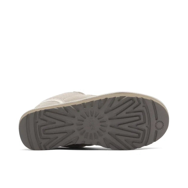 Ugg Lowmell Pumice Grey Beige - UGG Lowmell shoe rear heel and sole detail
