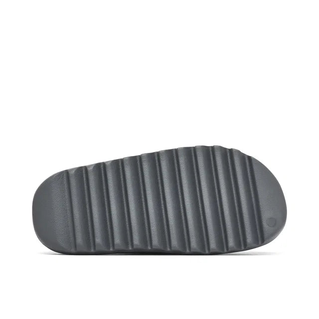 Yeezy Slide Granite - Yeezy Slide rear heel and sole detail